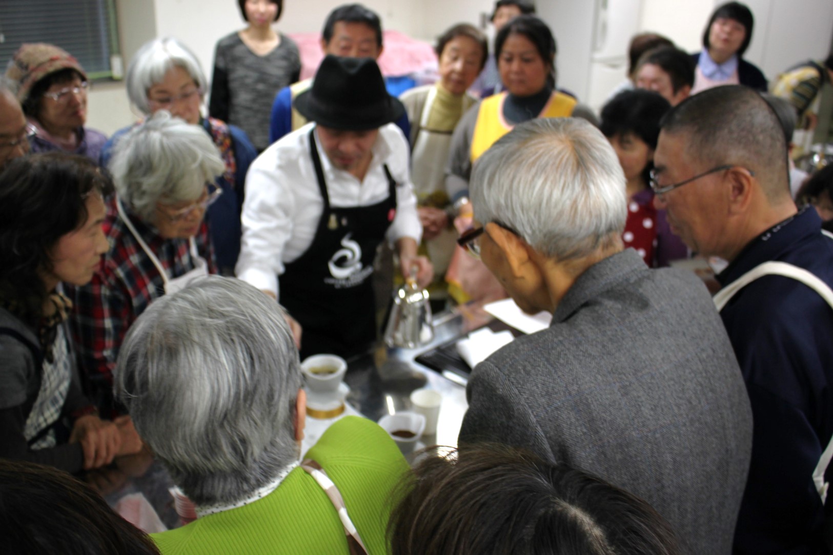 http://www.kobe-tokiwa.ac.jp/univ/blog/images/1128b.jpg