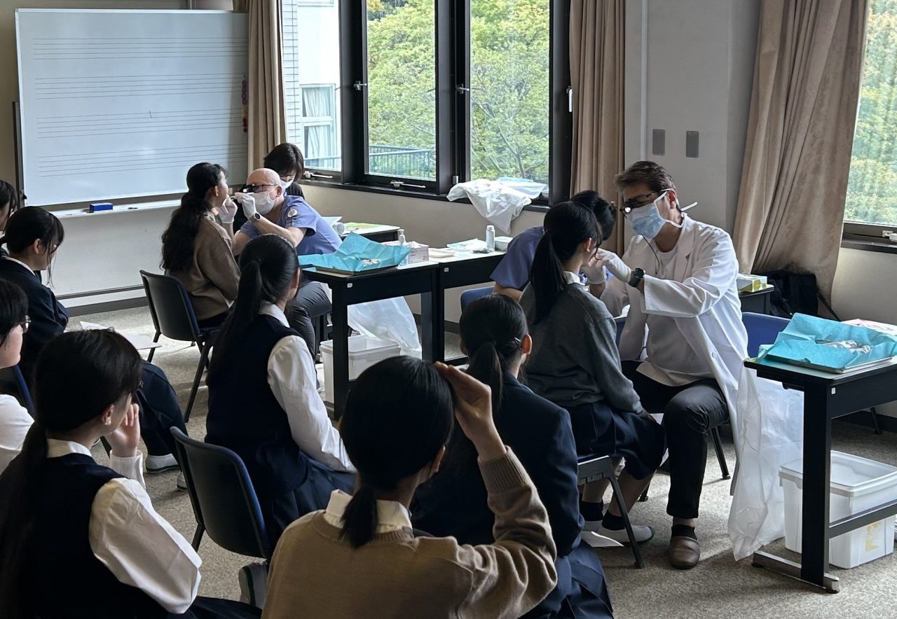 【口腔保健学科】「令和６年度神戸常盤女子高等学校　歯科健診」