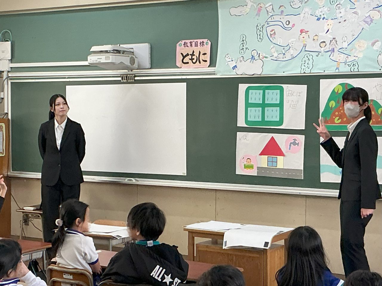 【こども教育学科】TOPPAN株式会社コラボ企画「防災教育実践@神戸市立蓮池小学校」を実施し、神戸新聞に掲載されました!
