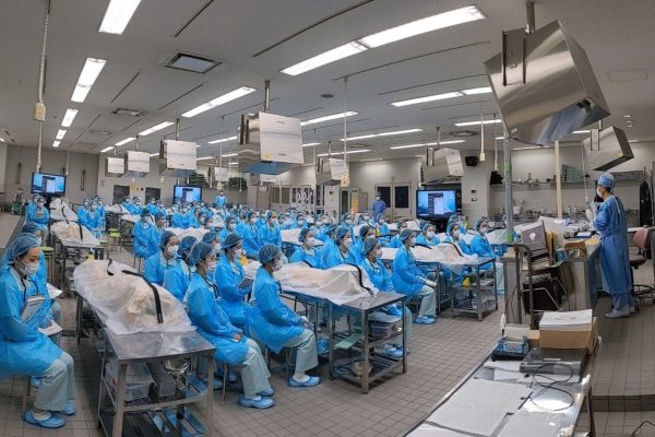 【口腔保健学科】人体解剖見学実習の実施