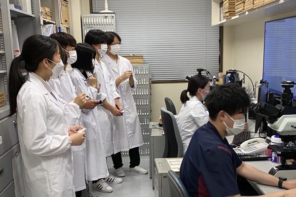【医療検査学科】医療検査学科１年生　早期臨床体験