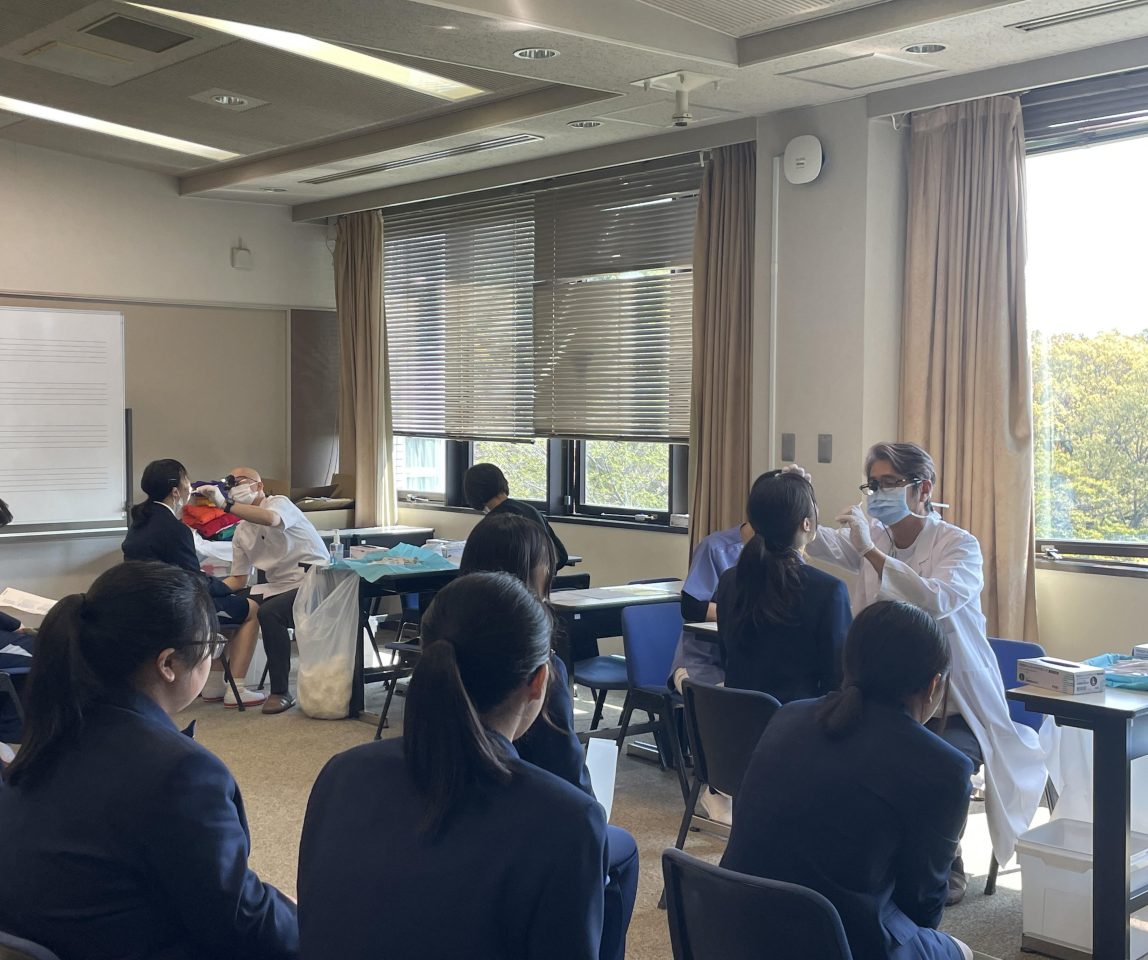 【口腔保健学科】令和7年度神戸常盤女子高等学校 歯科健診