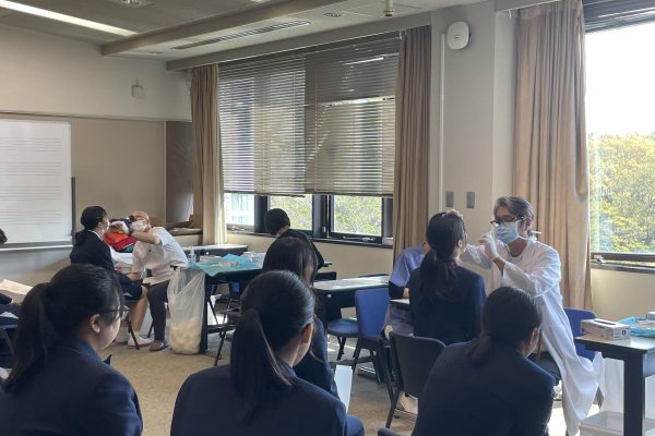 【口腔保健学科】令和７年度神戸常盤女子高等学校　歯科健診
