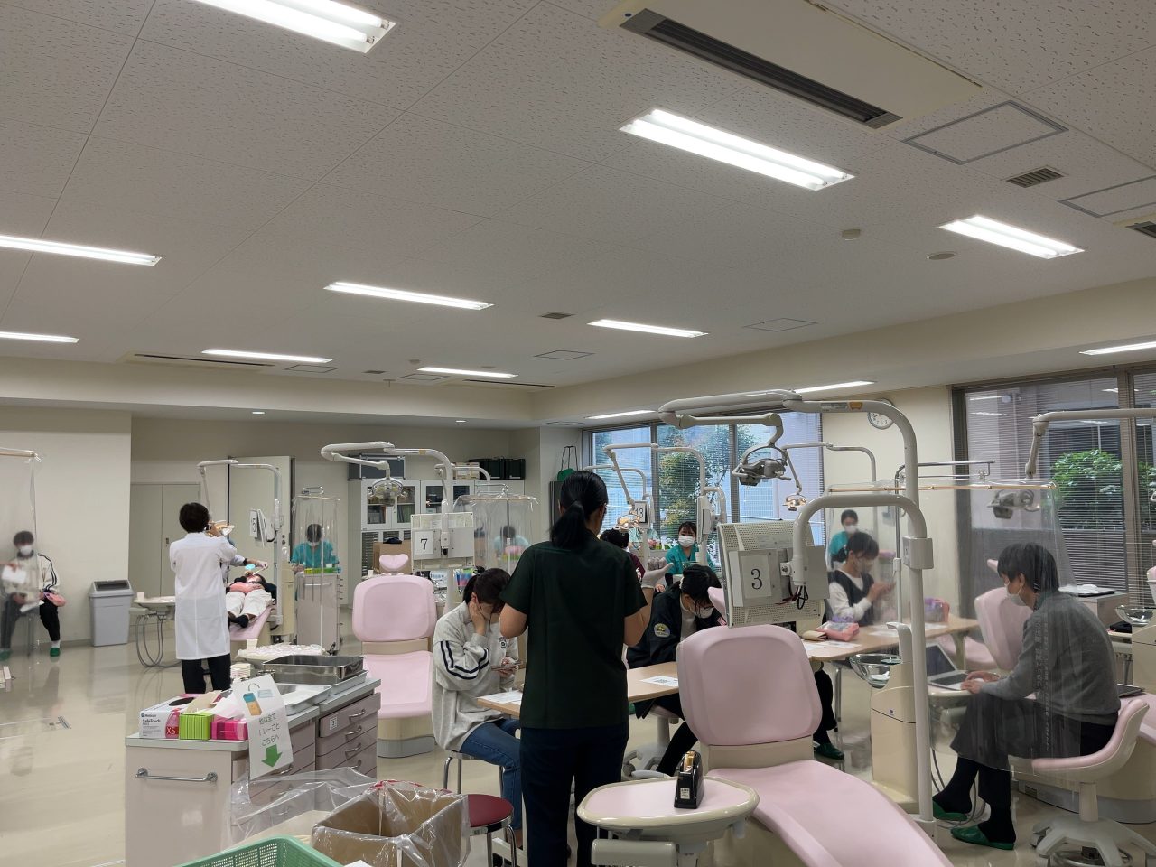 【口腔保健学科】新入生対象歯科健診