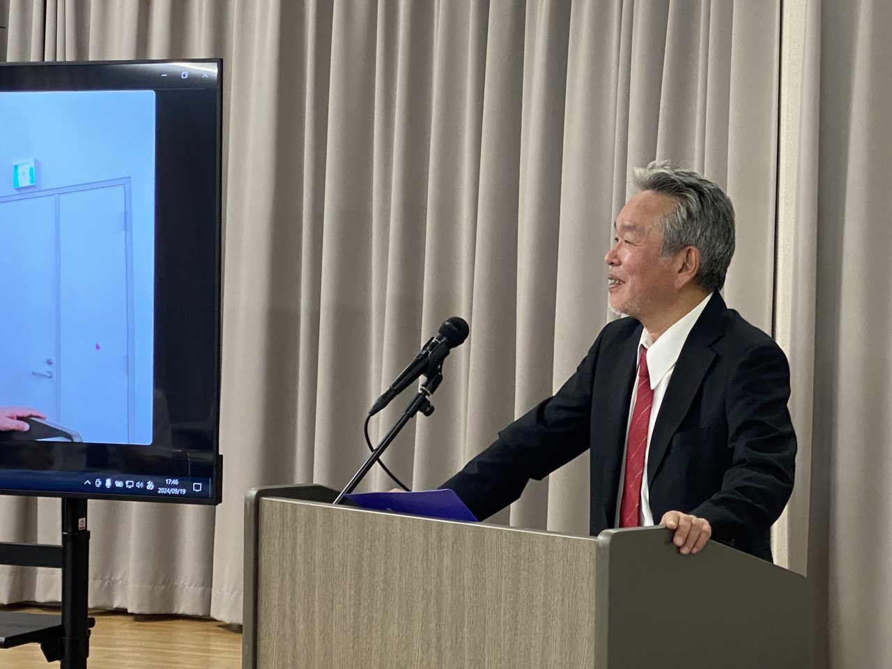 本学理事長が日の出塾講演会で講演いたしました