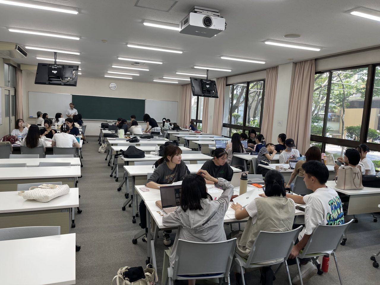 医療検査学科と看護学科の合同IPW演習
