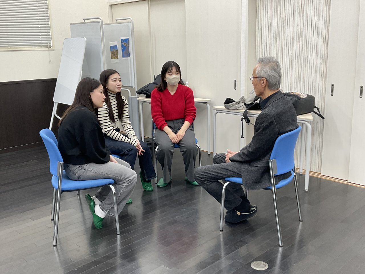 【こども教育学科】「授業づくり、働き方…ぶっちゃけどう?3年生と先生との本音トーク!」