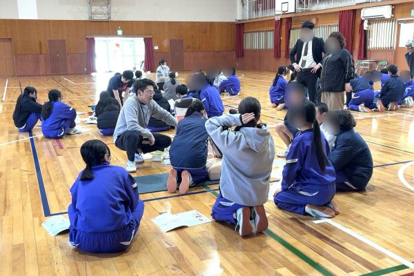 本学教員と学生が市民救命士講習を実施しました