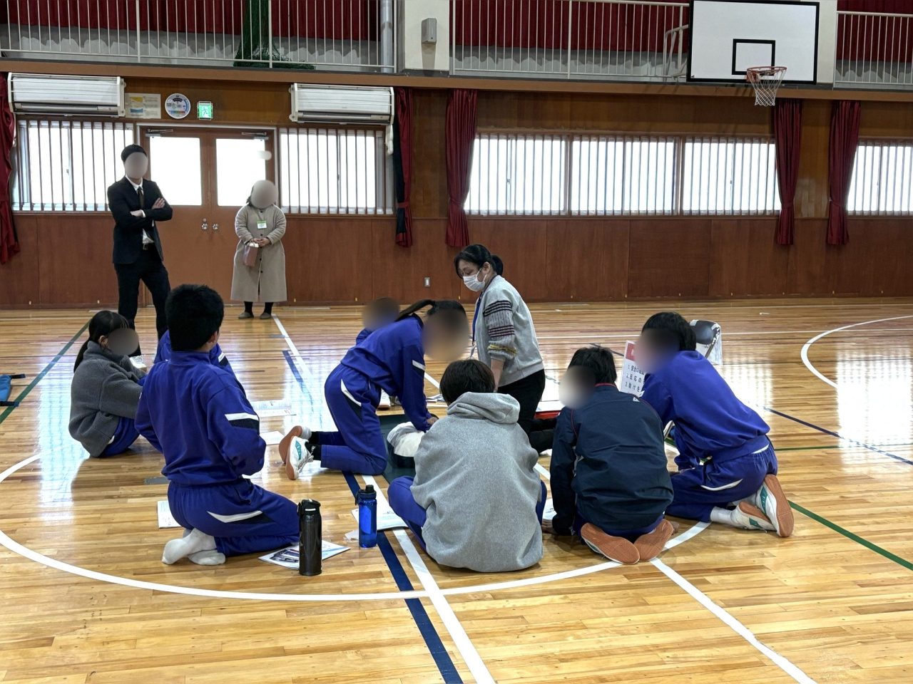 本学教員と学生が市民救命士講習を実施しました