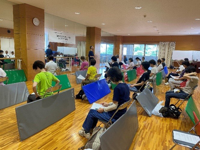 【地域交流センター】公開講座「動けるカラダを手にいれるセルフケアと運動」を学内で開催しました