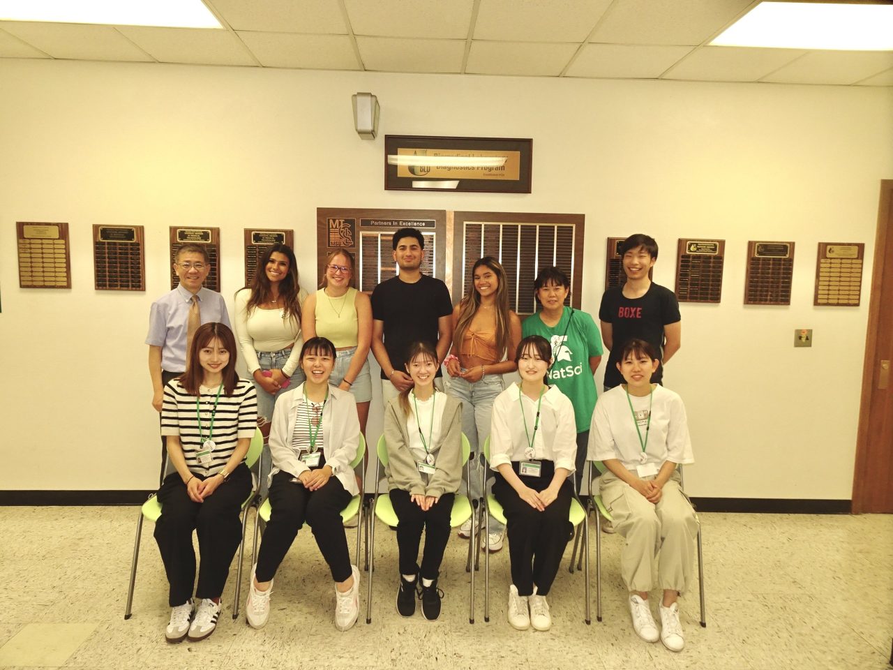 MSU学生クラブの皆さんと
