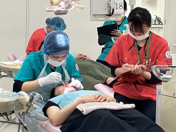 【口腔保健学科】模擬患者実習~リアリティによる効果~