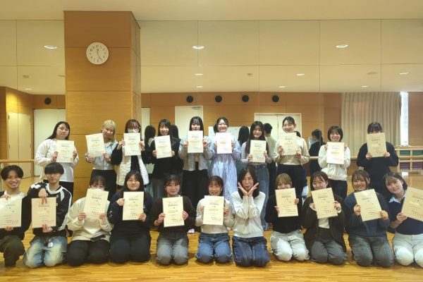 【こども教育学科】リトミック指導資格認定証授与
