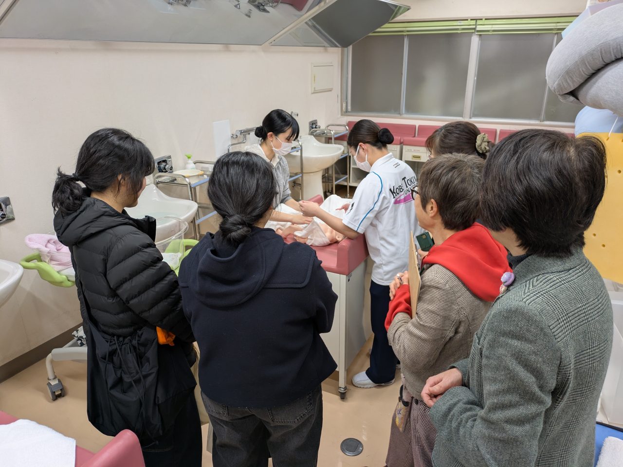 【看護学科】大邱保健大学校看護学生の施設見学・学生交流報告